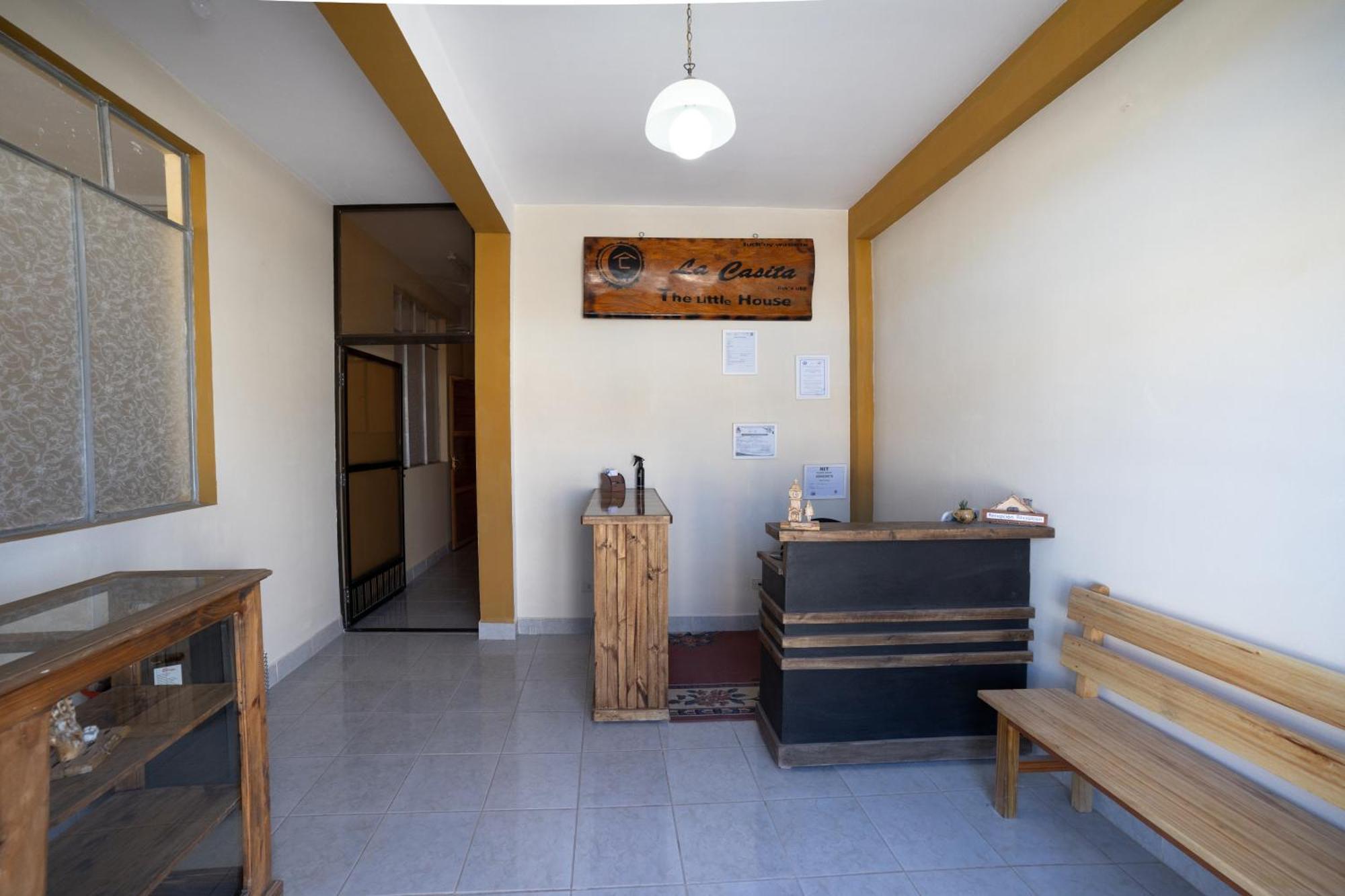 The Little House Aparthotel Ουγιούνι Εξωτερικό φωτογραφία